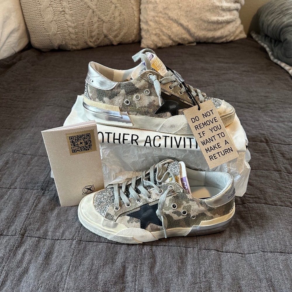 NIB - Golden Goose Super-Stars Penstar LAB